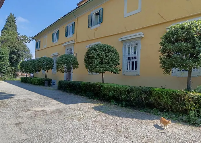 Luna In Villa